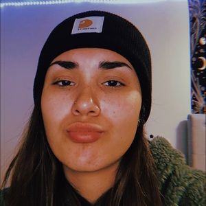 Meet your Posher, Bella